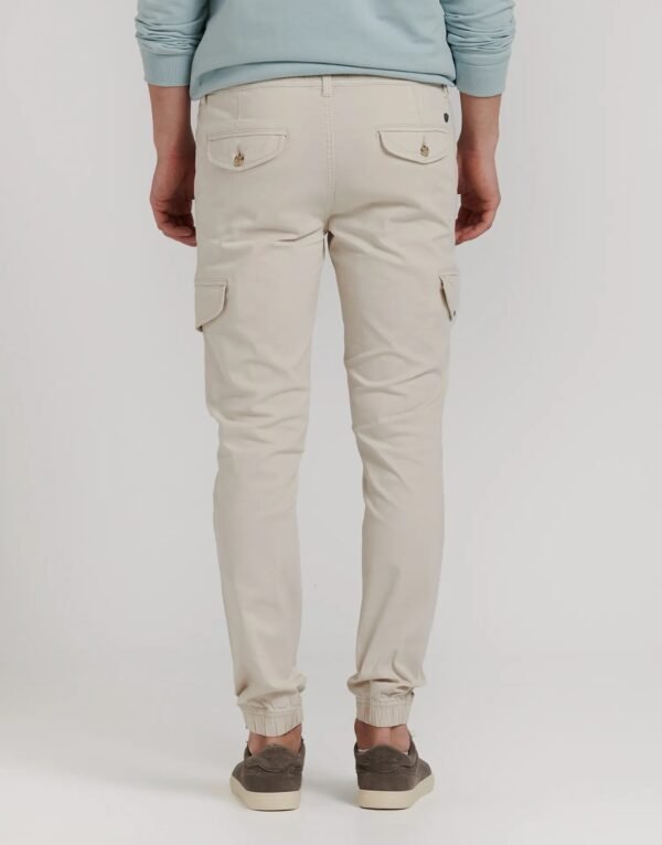 PANTALÓN JOGGER CARGO - Imagen 4